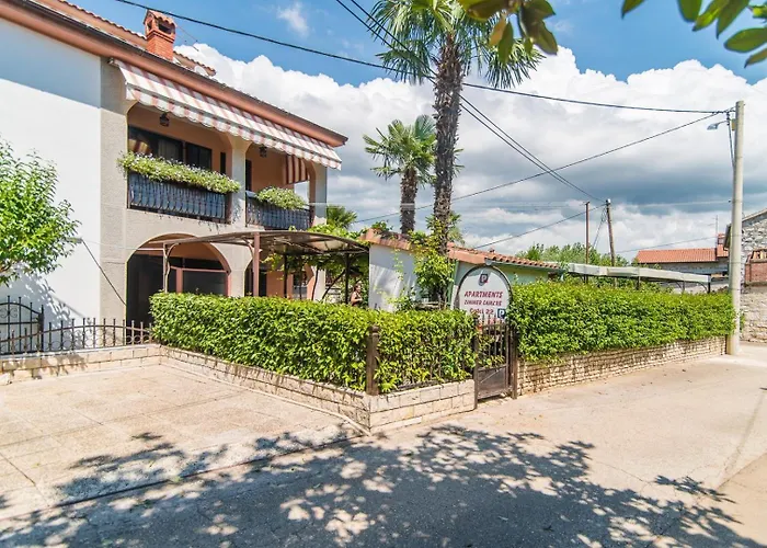Apartment Vilma Funtana